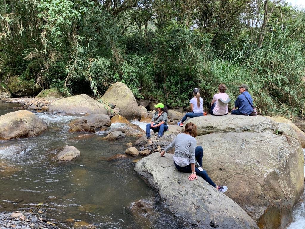 Destino PROSPERLOVE: Uniendo Abundancia y Amor Consciente.